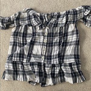 ae off the shoulder shirt